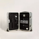 BANK CABIN SNEAKERS GOLDEN GOOSE AIRLINES |